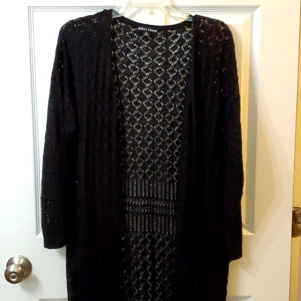Moral Fiber Woman's Plus Crochet Cardigan 1x Black